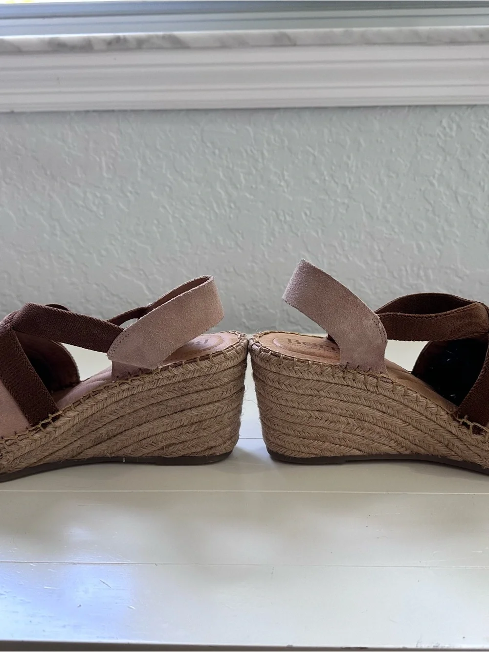 Born Women's Meade Espadrille  Slingback Tan/Brown Suede Sz 10/42